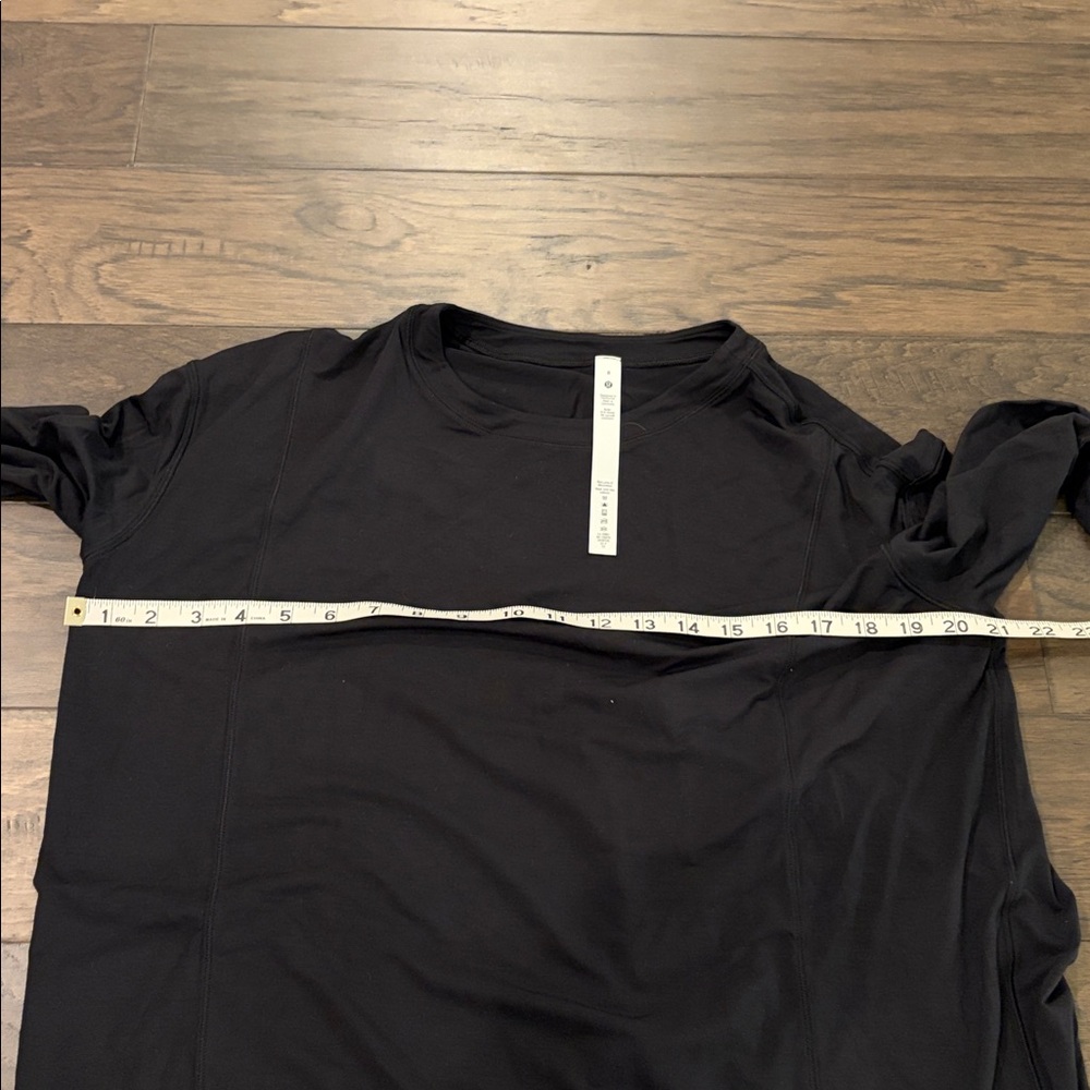 New with Tags Lululemon Modal Pleated Back Long Sleeve Top Sz 8 - Picture 7 of 12